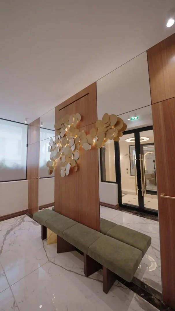 Barnes, Appartement, Paris 8e